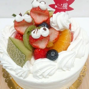 生クリームフルーツもりもりデコレーション